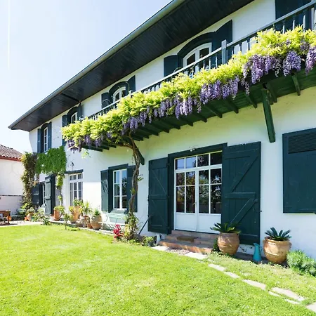Prázdninový dům Maison De Charme A *