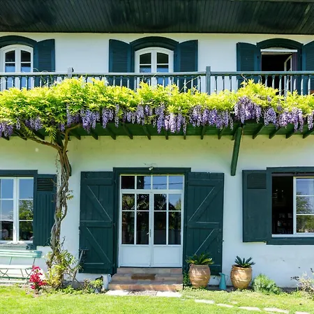 Prázdninový dům Maison De Charme A *